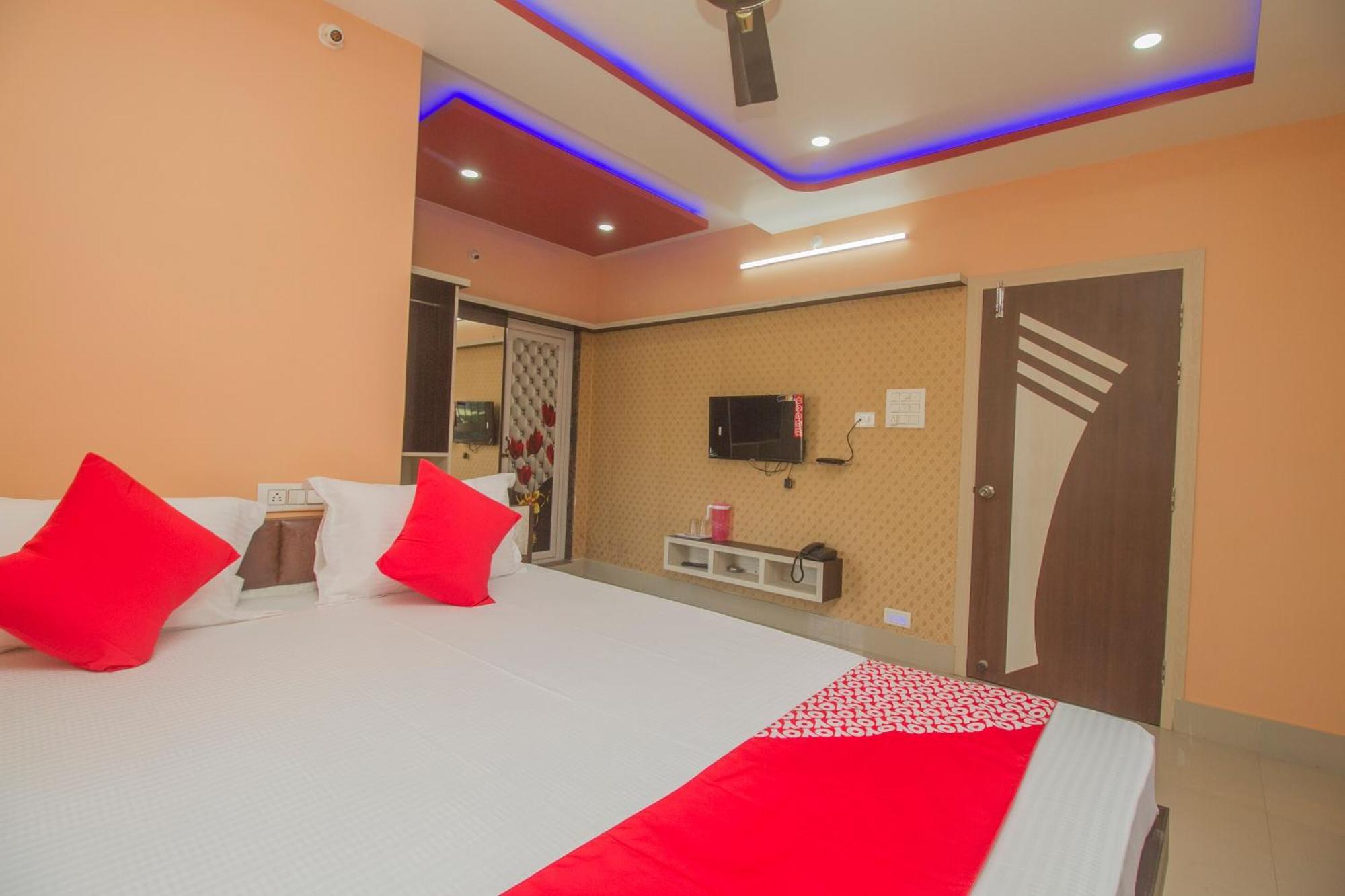 Super Hotel O Kalpana Residency Inn Siliguri Exteriör bild